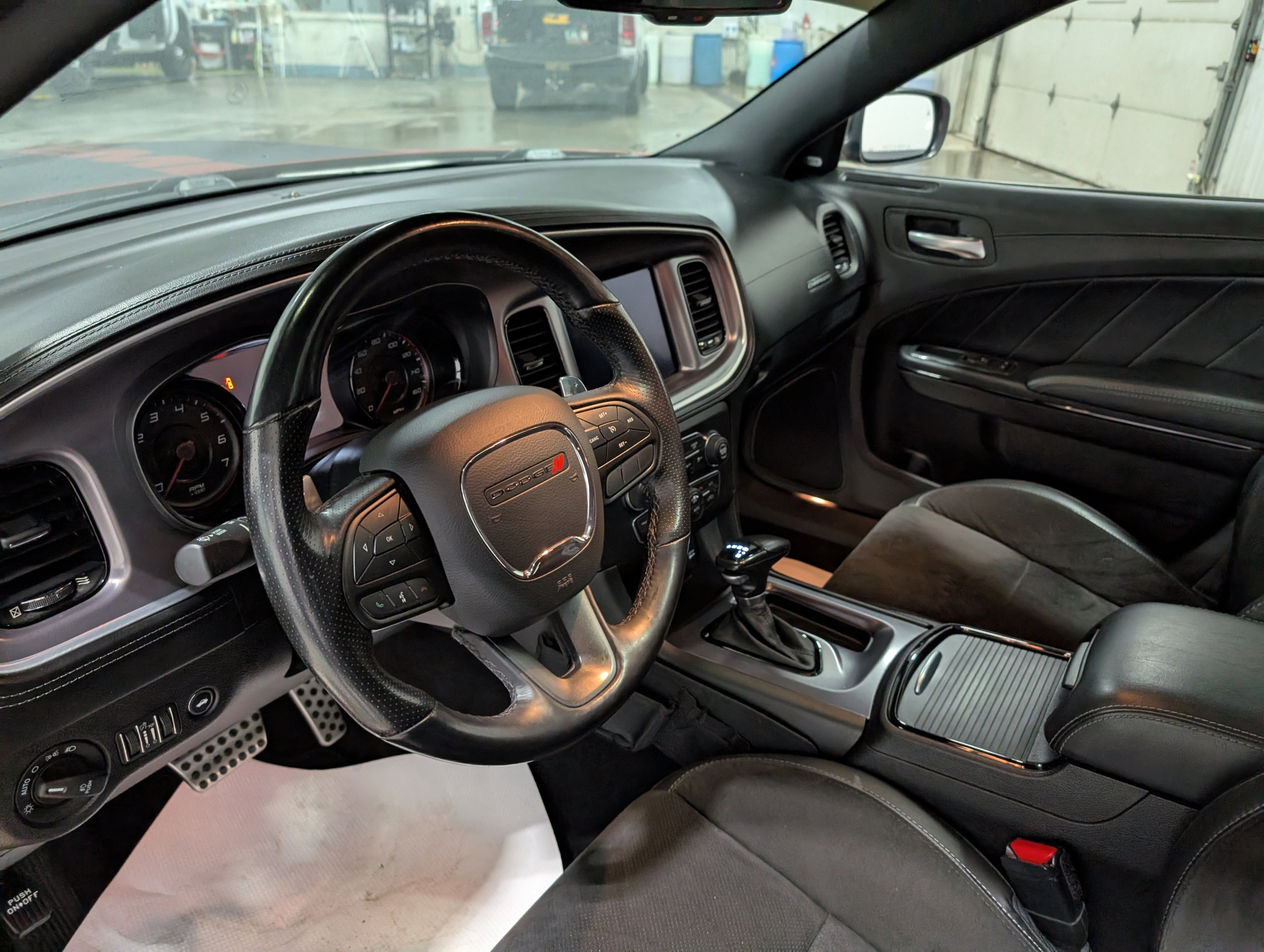 Used 2020 Dodge Charger R/T w/ Plus Group image 15