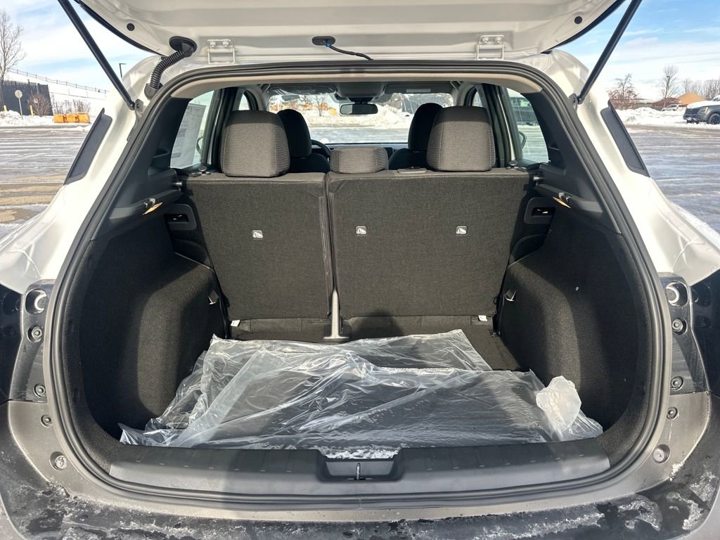 New 2026 Nissan Kicks S image 29