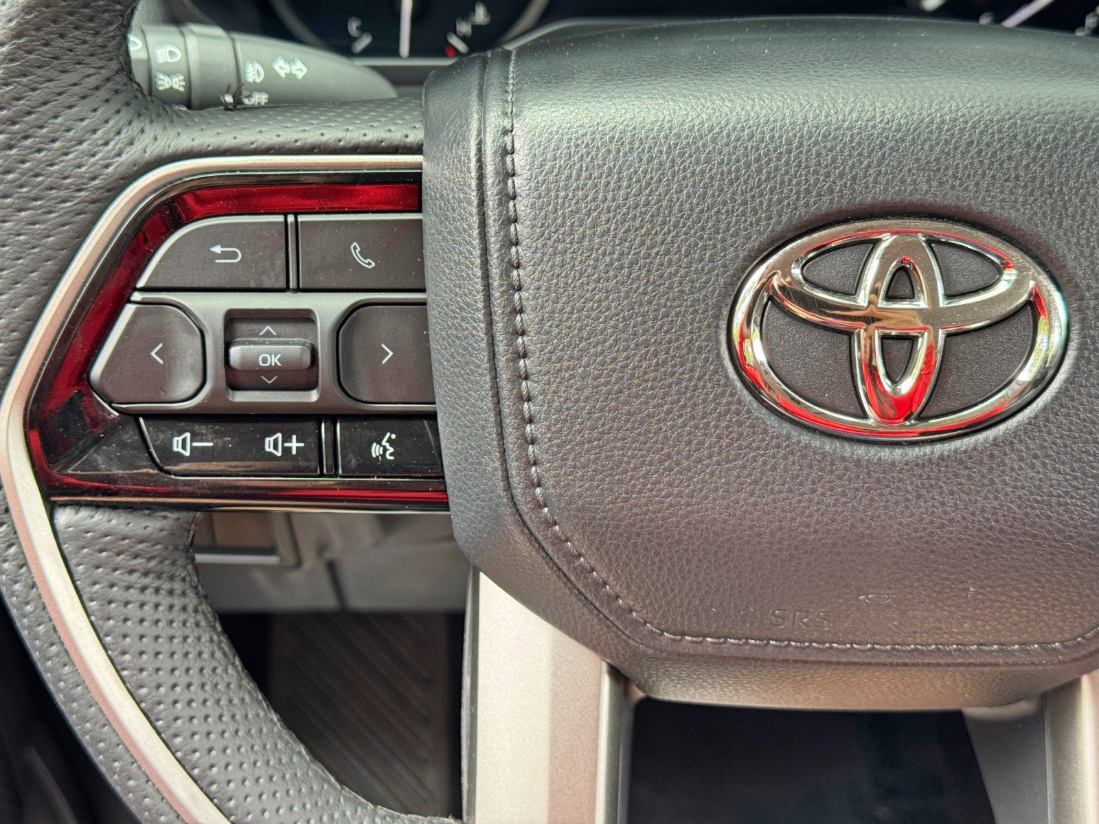 Used 2022 Toyota Tundra Limited AWD/4WD image 22