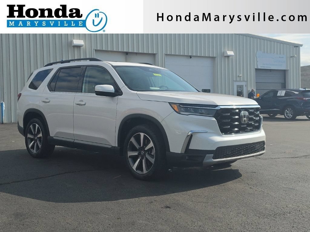 Certified 2025 Honda Pilot Touring