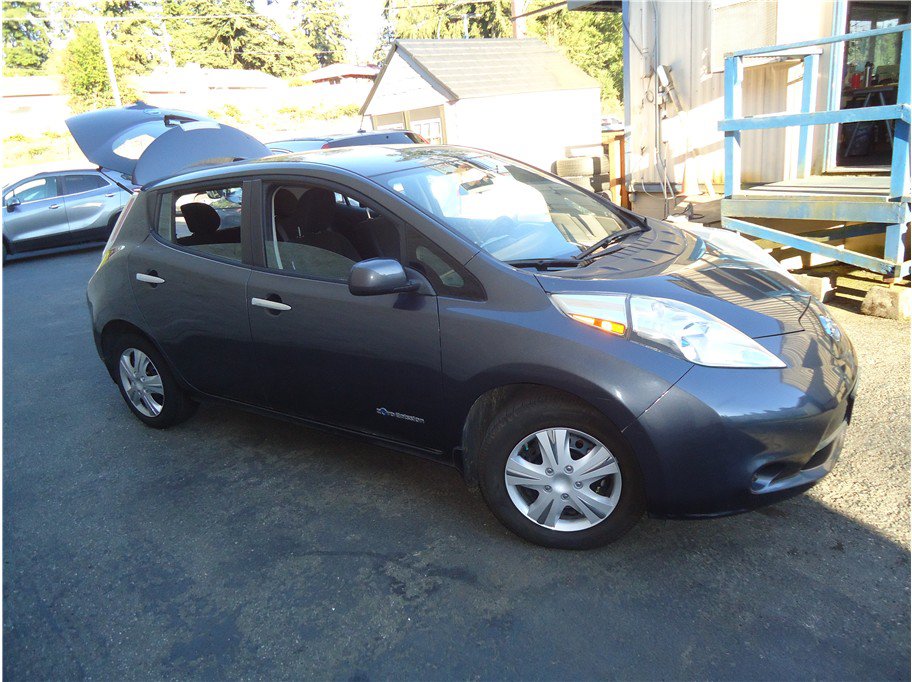 Used 2013 Nissan Leaf S w/ Charger Pkg FWD image 5