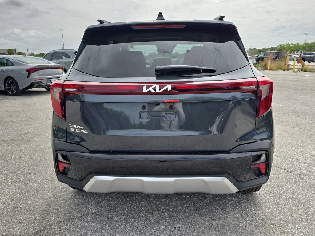 New 2026 Kia Seltos S image 7