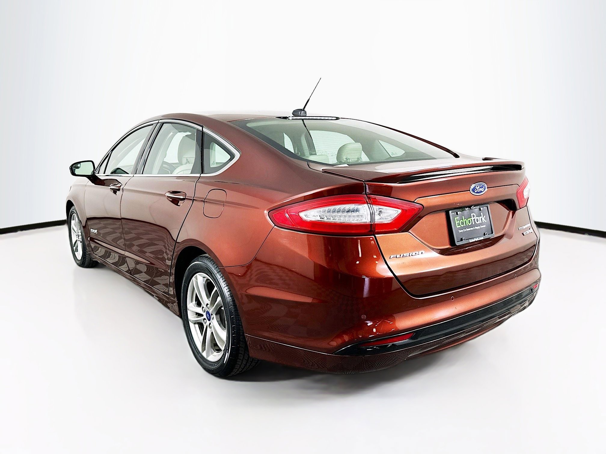Used 2015 Ford Fusion Titanium image 5