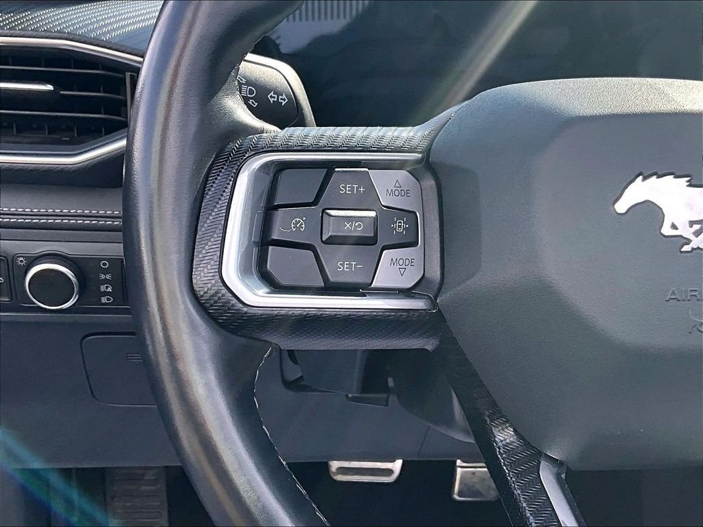 Used 2025 Ford Mustang Premium RWD image 22