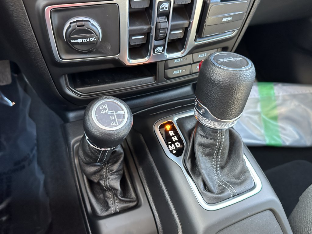 New 2026 Jeep Gladiator Sport AWD/4WD image 23