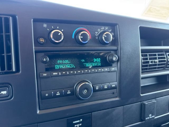 Used 2025 Chevrolet Express 2500 w/ Driver Convenience Package RWD image 13