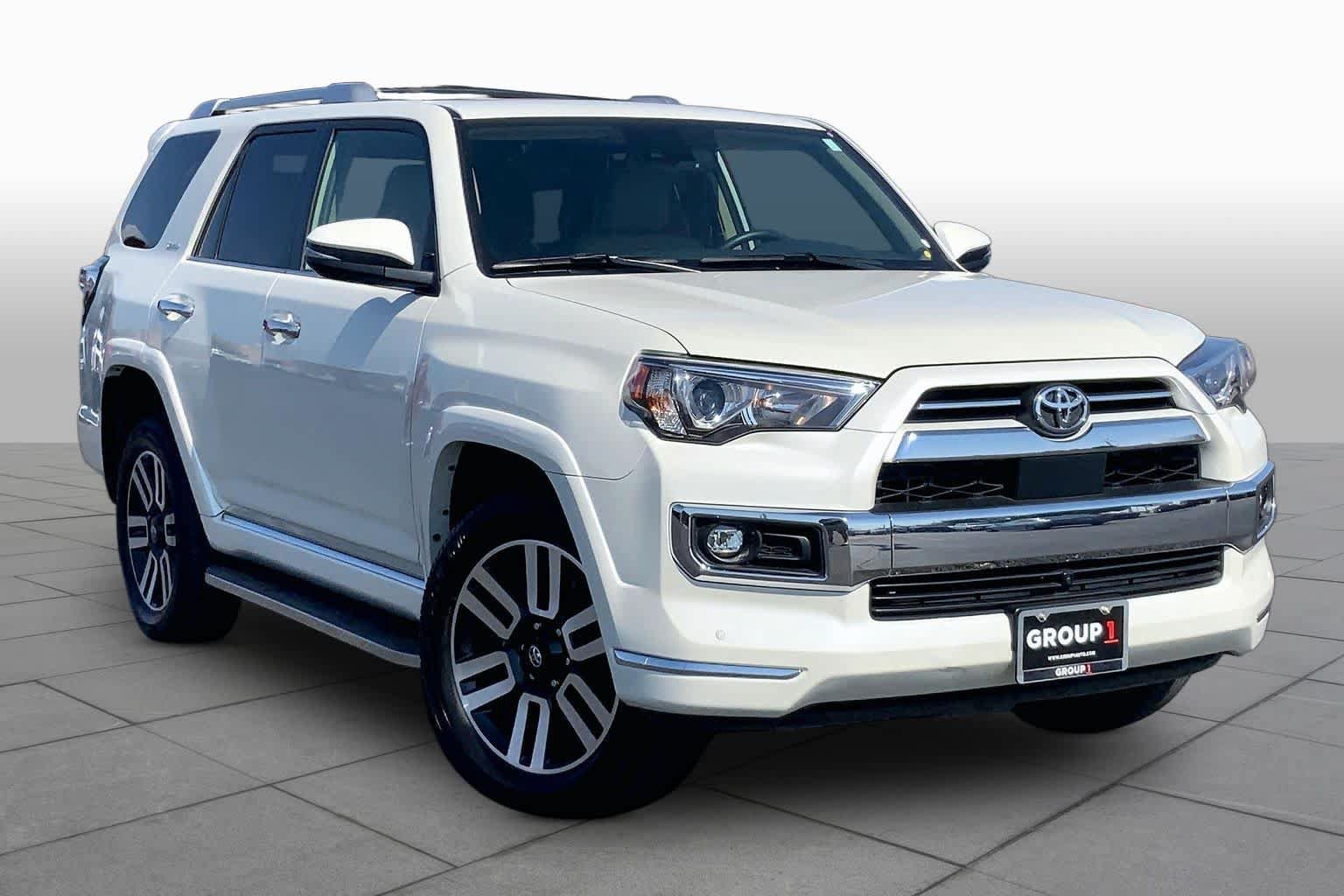 Used 2022 Toyota 4Runner Limited AWD/4WD image 3