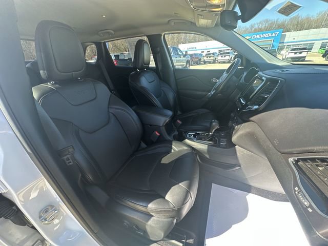 Used 2019 Jeep Cherokee Limited image 29