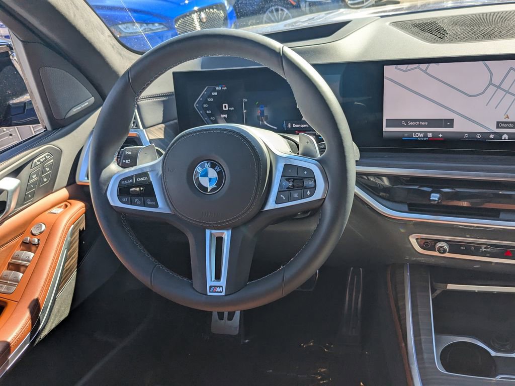 Used 2025 BMW X7 M60i w/ Executive Package image 3