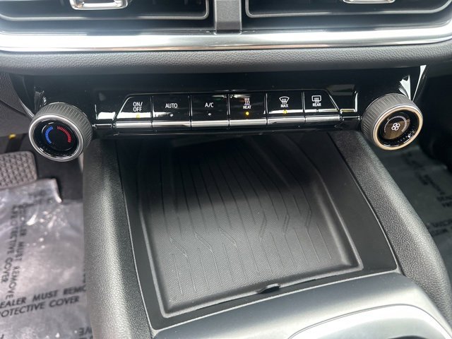 New 2026 Chevrolet Equinox EV LT image 25