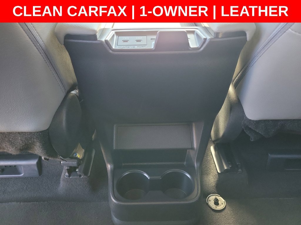 Used 2025 Toyota Sienna XLE FWD image 15