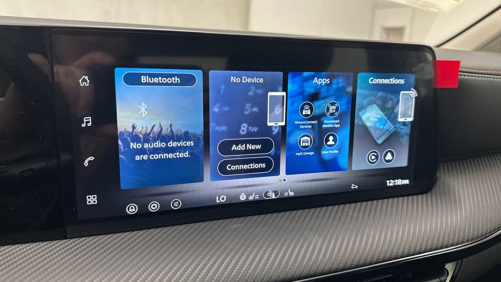 New 2026 Nissan Kicks SR w/ SR Premium Package AWD/4WD image 21