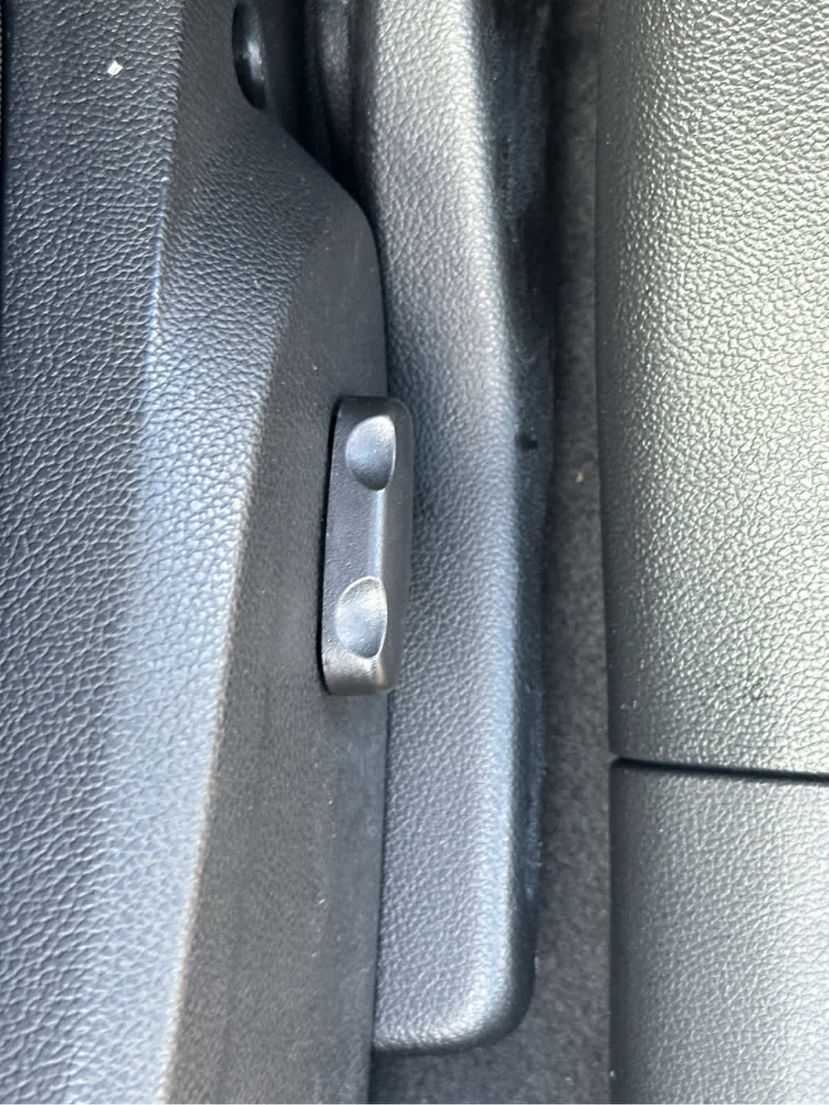 Used 2020 Chevrolet Sonic LT w/ Convenience Package image 22