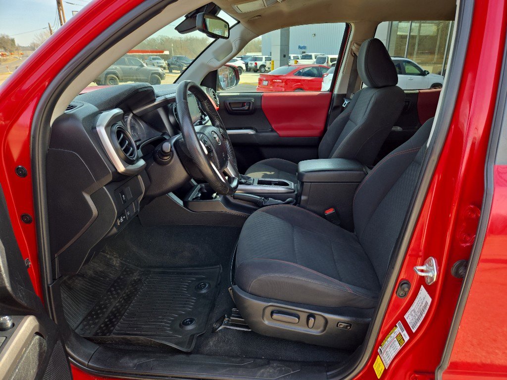 Used 2023 Toyota Tacoma SR5 image 12