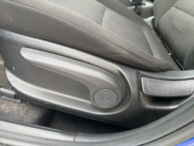 Used 2020 Hyundai Venue SE image 16