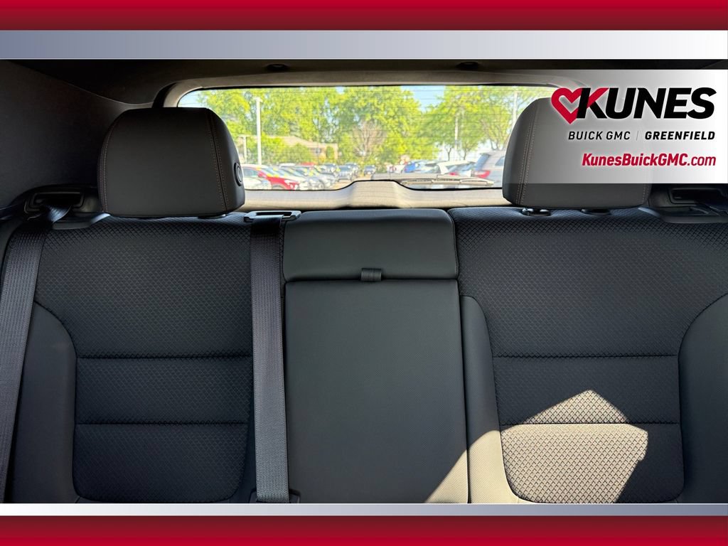 Used 2023 Chevrolet TrailBlazer RS w/ Convenience Package FWD image 35