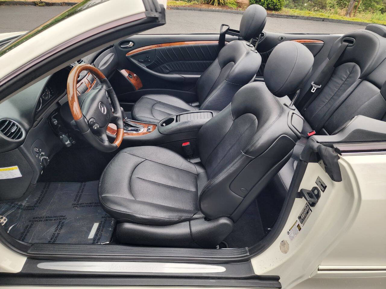 Used 2009 Mercedes-Benz CLK 350 Cabriolet image 13