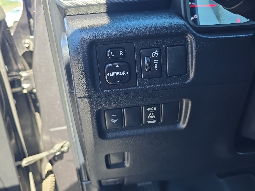 Certified 2019 Toyota 4Runner SR5 AWD/4WD image 24