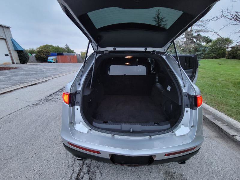 Used 2013 Lincoln MKT Limo AWD image 46