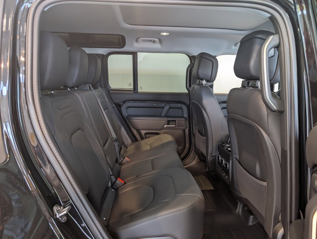 New 2025 Land Rover Defender 110 S image 29
