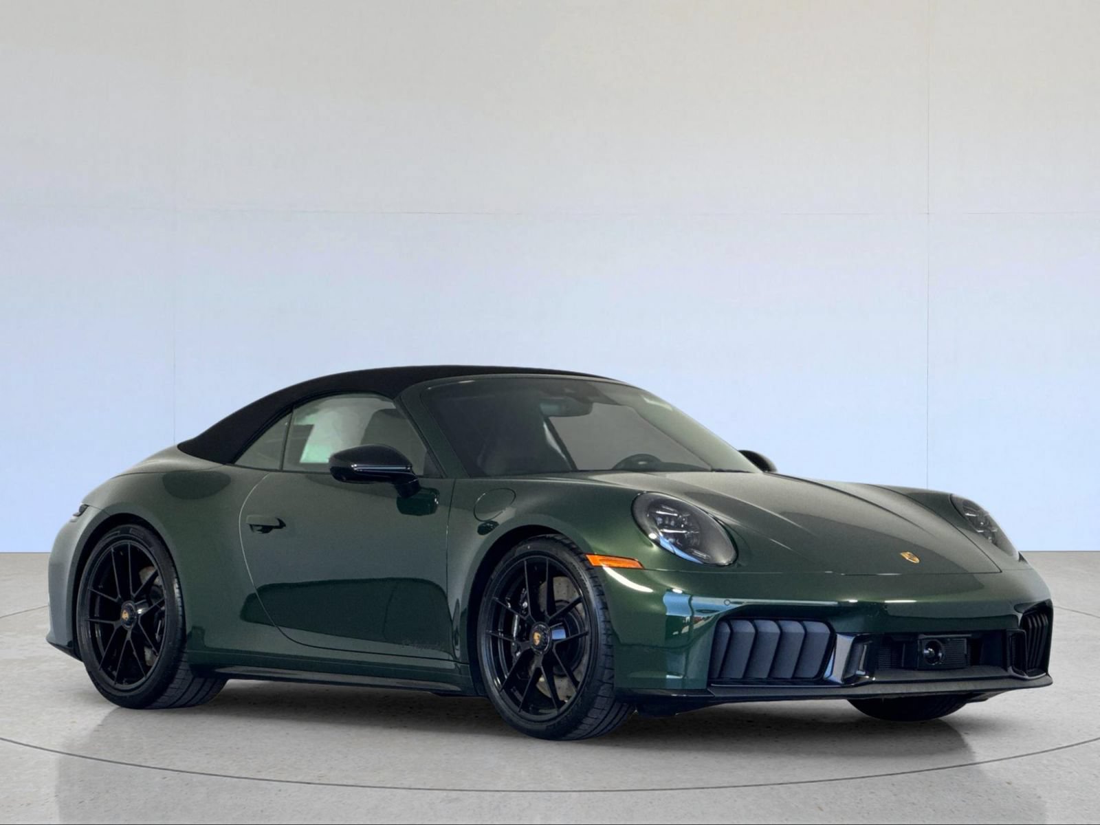 Certified 2026 Porsche 911 Carrera 4 GTS AWD/4WD image 10
