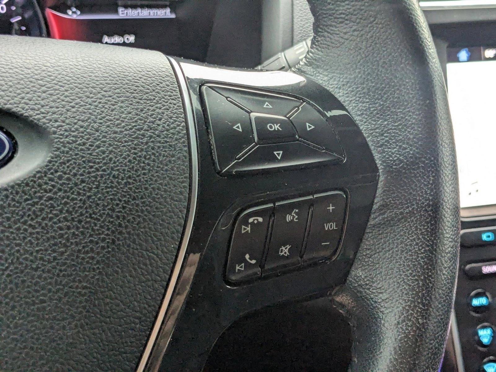 Used 2019 Ford Explorer Limited w/ Class III Trailer Tow Package FWD image 5