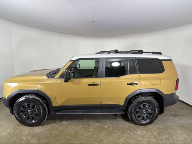 Used 2025 Toyota Land Cruiser image 17