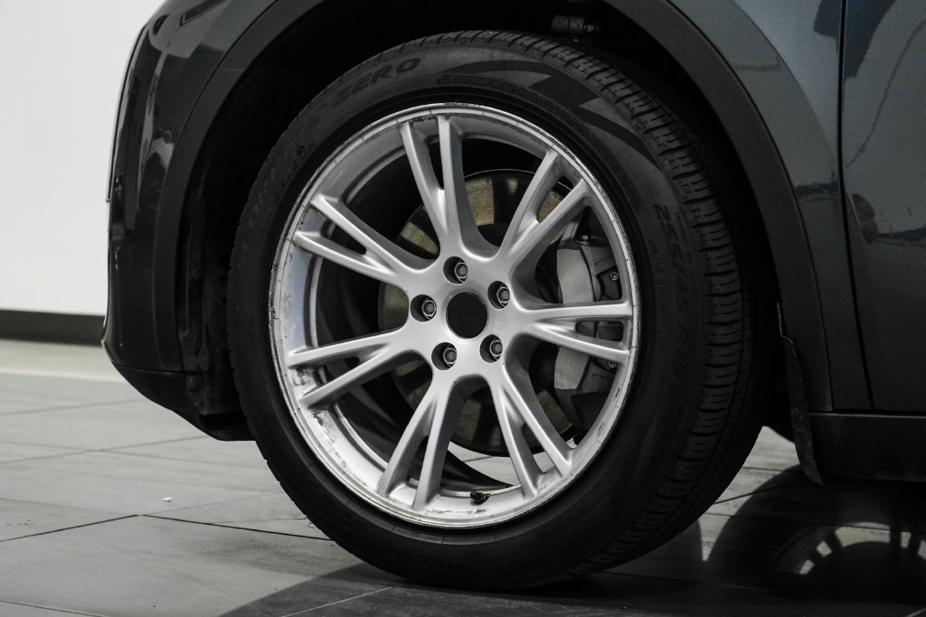 Used 2022 Tesla Model Y Long Range AWD/4WD image 50