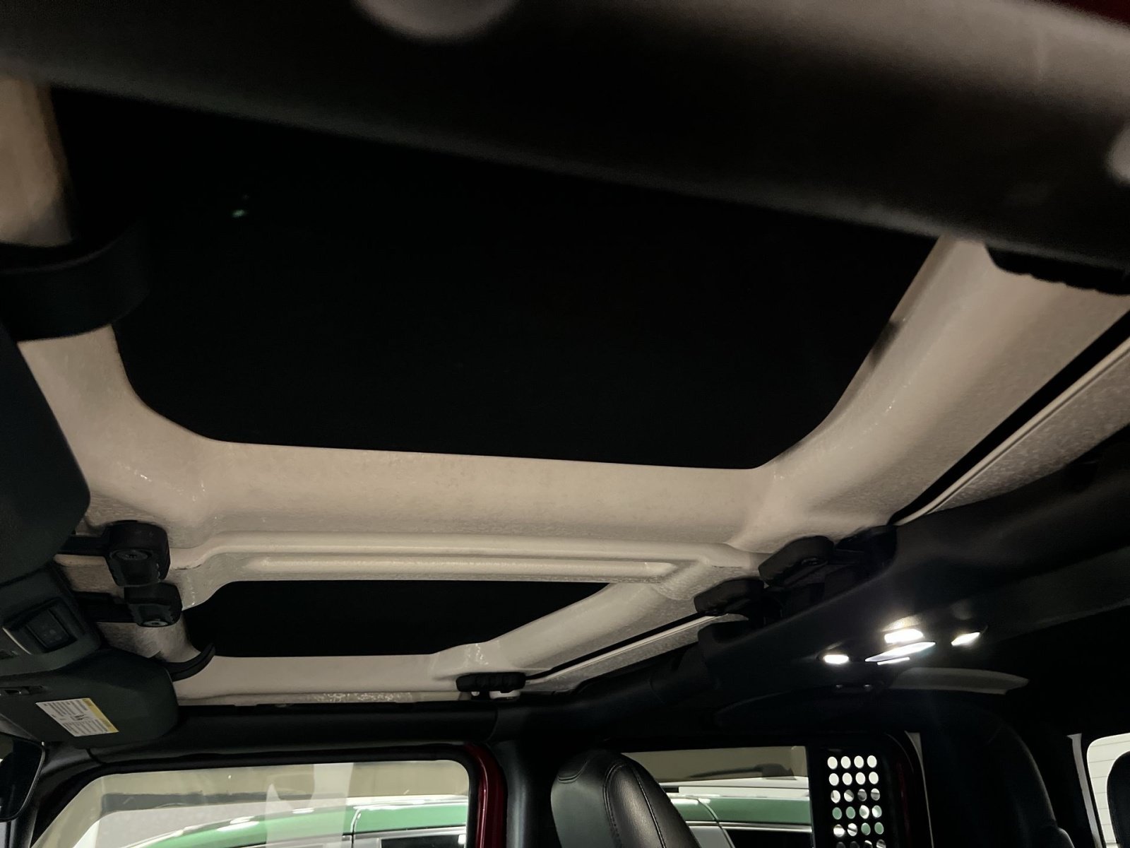 Used 2021 Jeep Gladiator Mojave AWD/4WD image 20