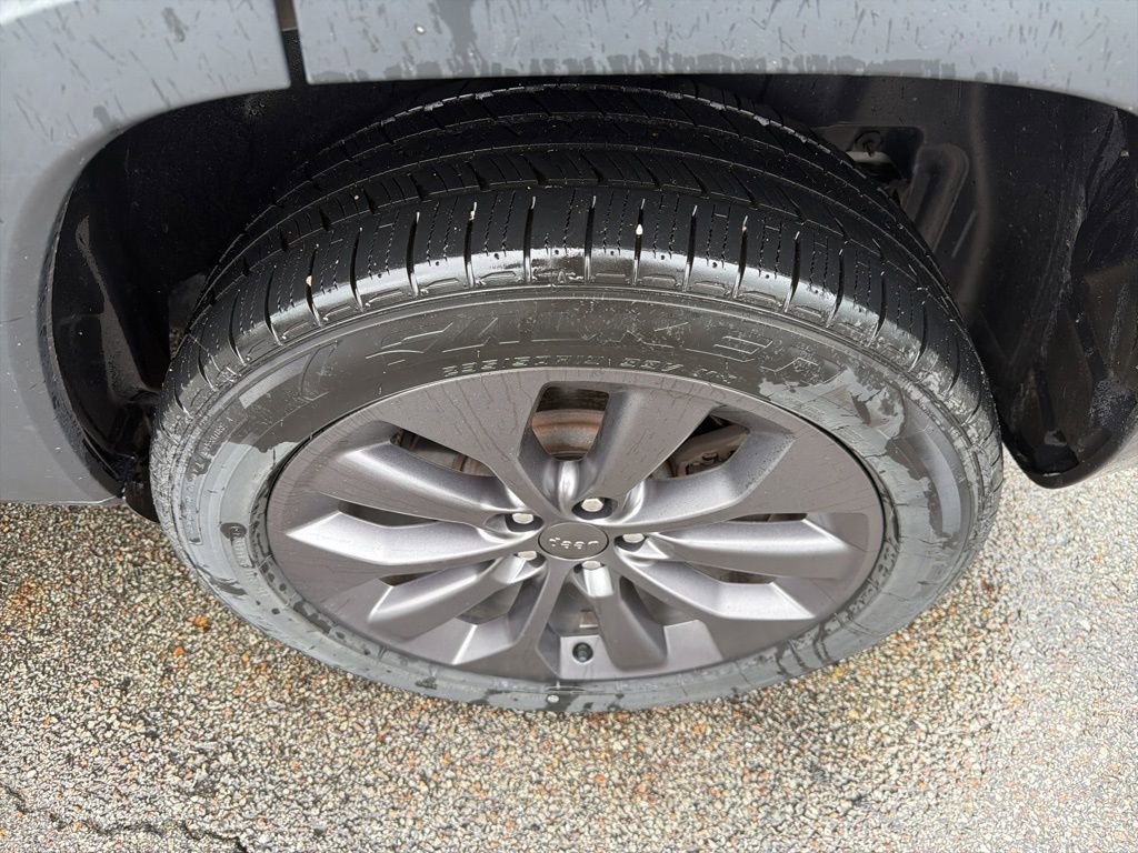 Used 2021 Jeep Cherokee Latitude Lux 80th Anniv w/ Quick Order Package 26U 80TH AWD/4WD image 10