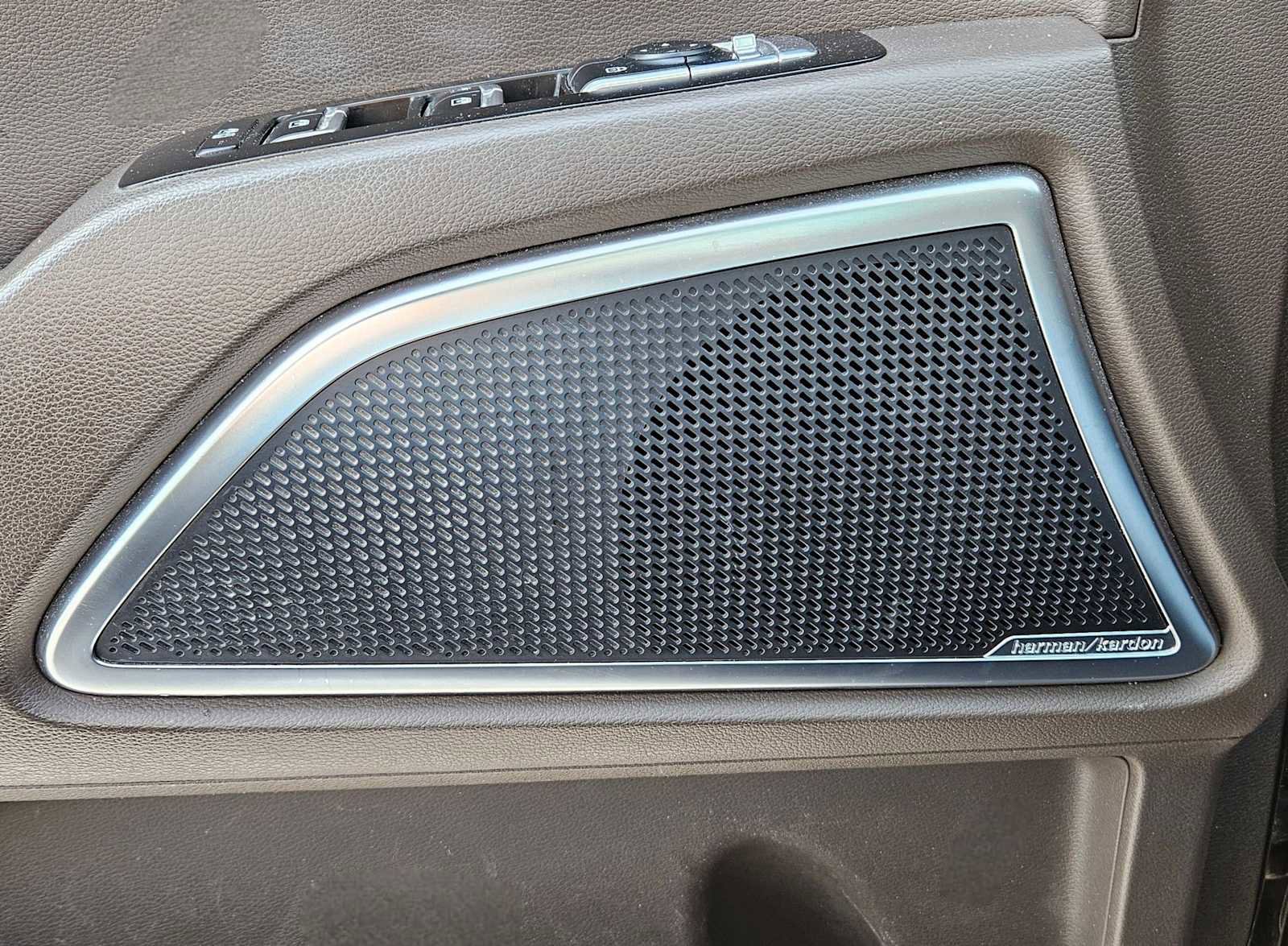 Used 2022 Kia Telluride SX w/ Towing Package image 20