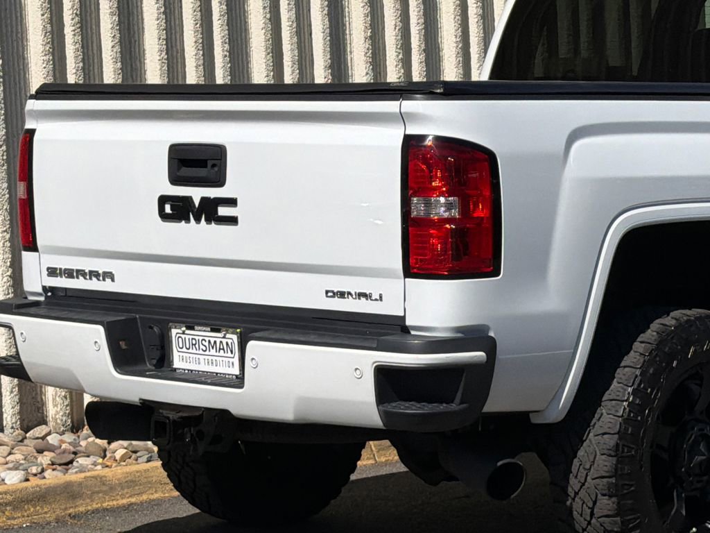 Used 2016 GMC Sierra 2500 Denali w/ Duramax Plus Package image 7