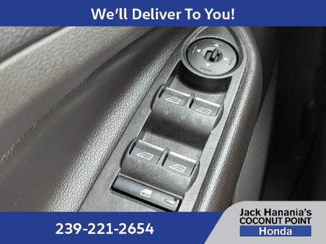 Used 2017 Ford Escape SE w/ Equipment Group 201A AWD/4WD image 27