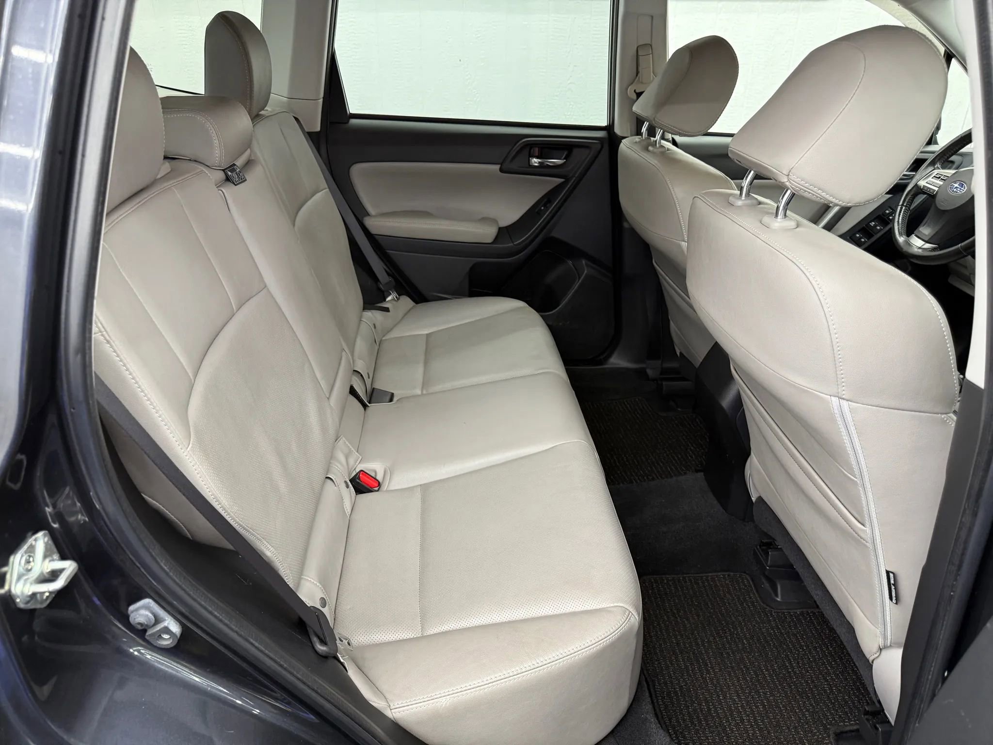 Used 2015 Subaru Forester 2.5i Limited image 9