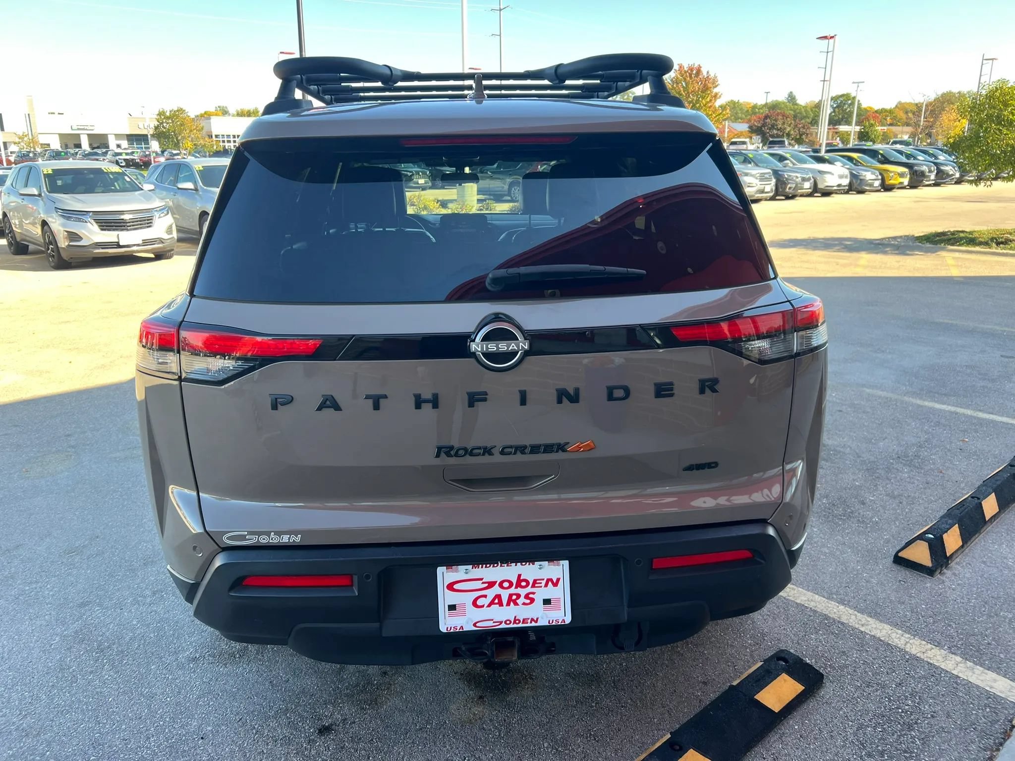 Used 2023 Nissan Pathfinder SV AWD/4WD image 4