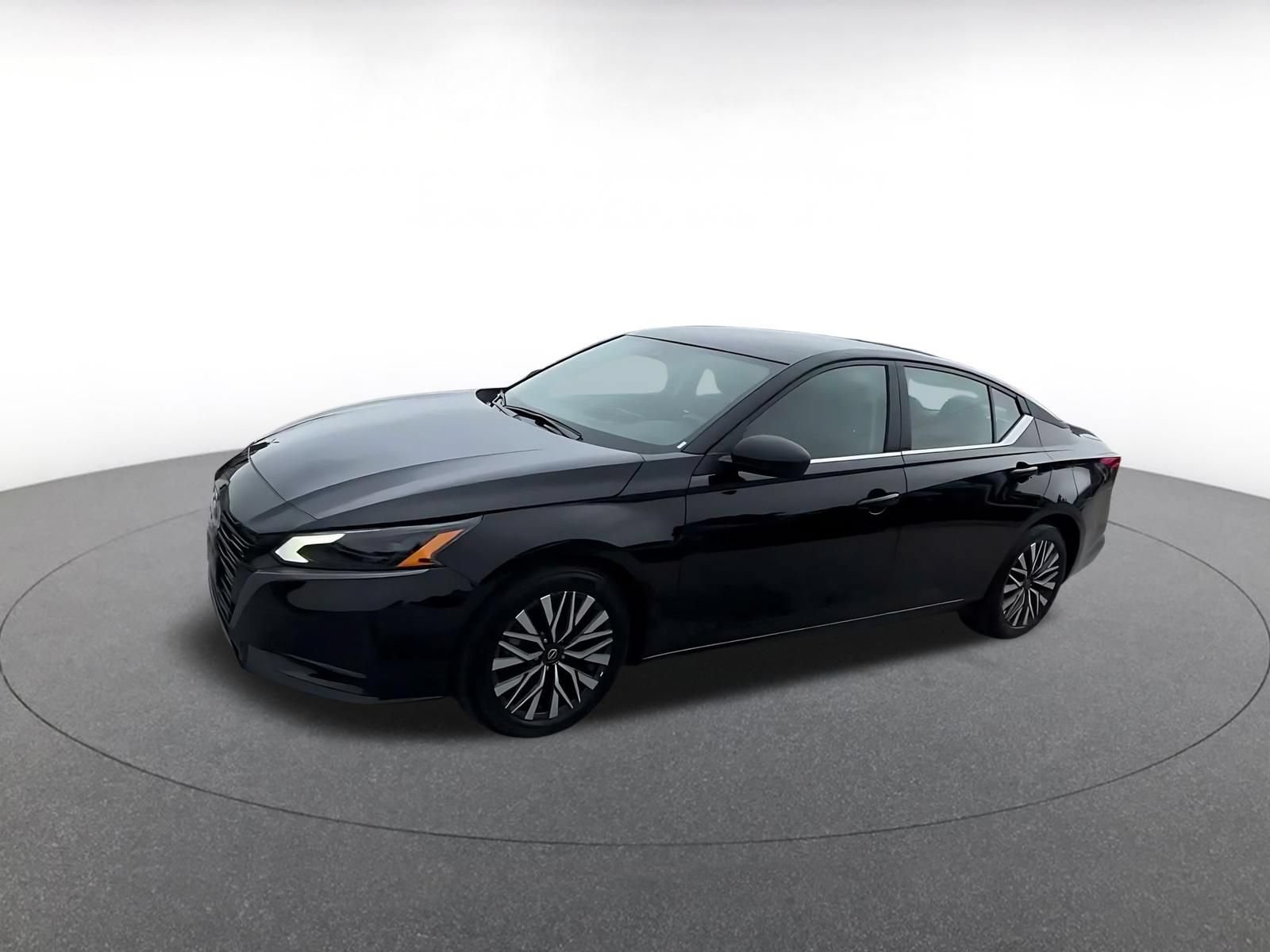 Used 2026 Nissan Altima 2.5 SV FWD image 6