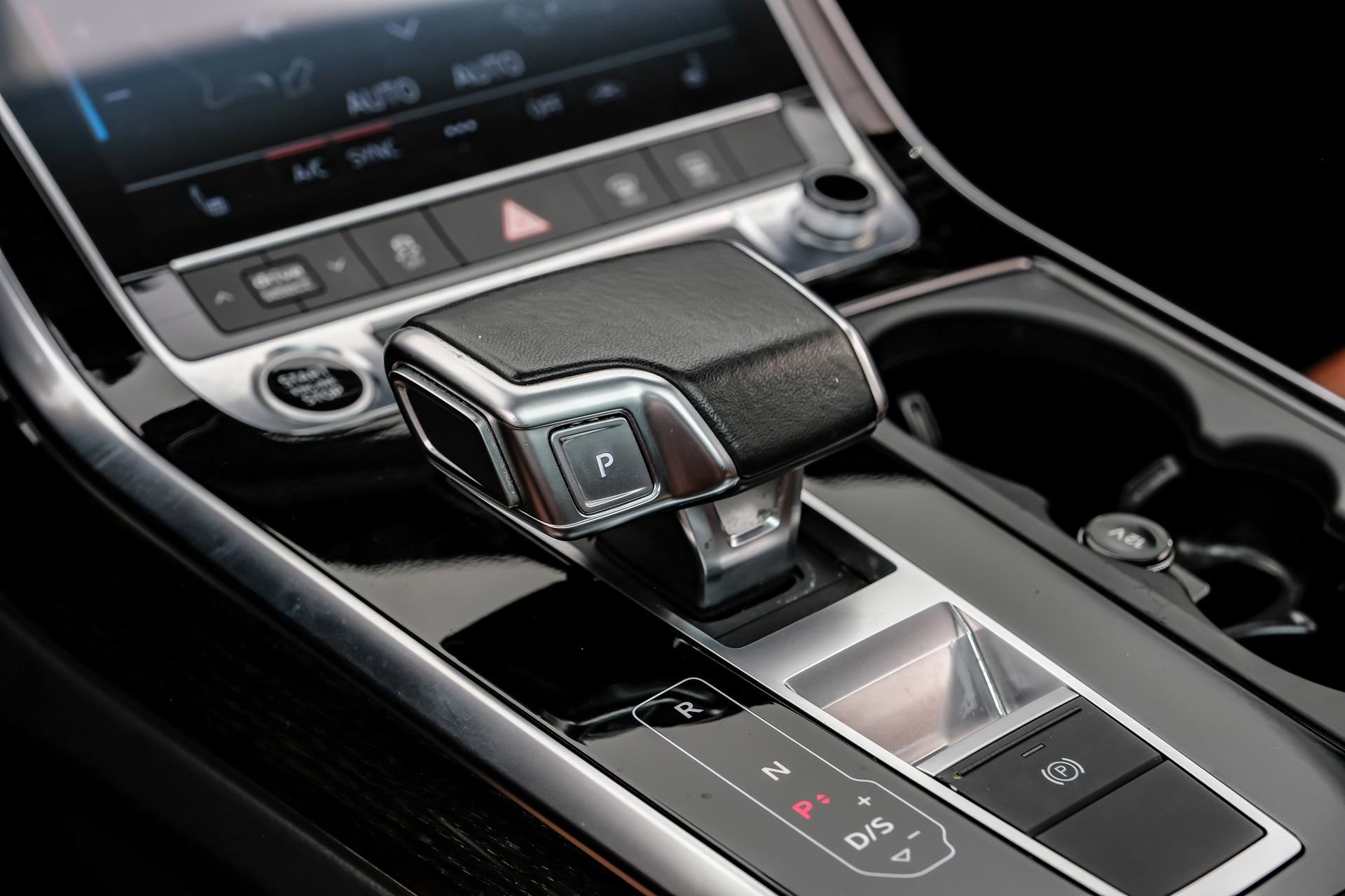 Used 2023 Audi Q7 3.0T Premium w/ Convenience Package image 29