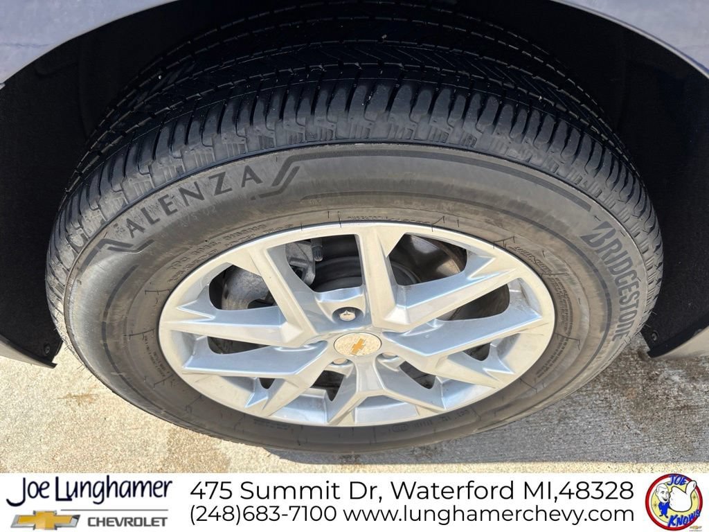 Used 2023 Chevrolet Equinox LT AWD/4WD image 9