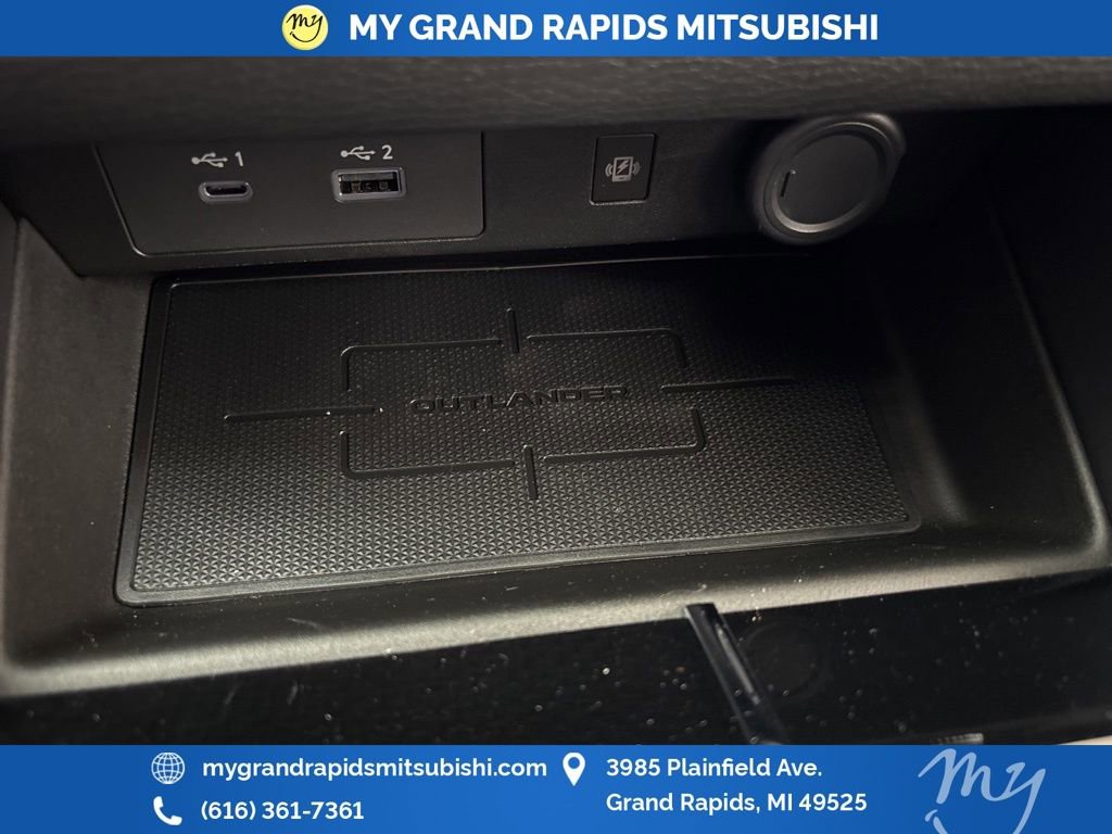 New 2025 Mitsubishi Outlander SEL Black Edition image 23