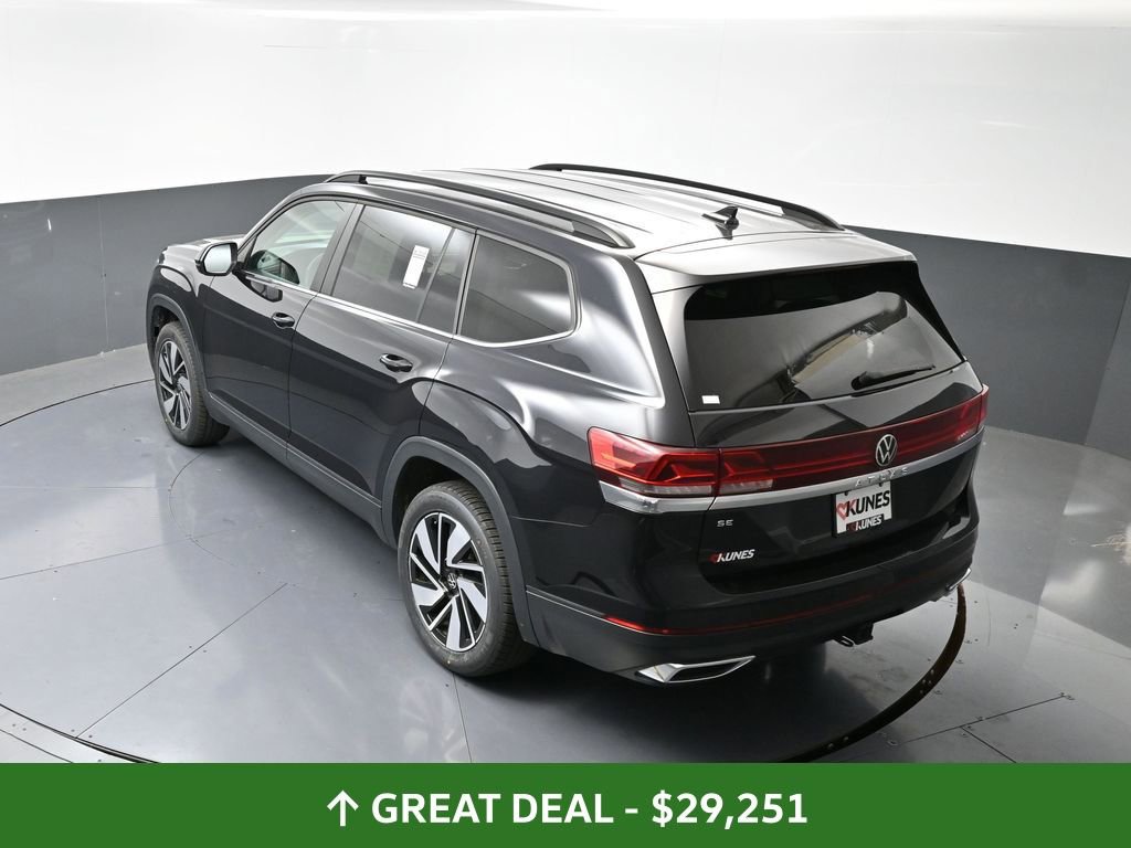 Used 2024 Volkswagen Atlas SE image 46