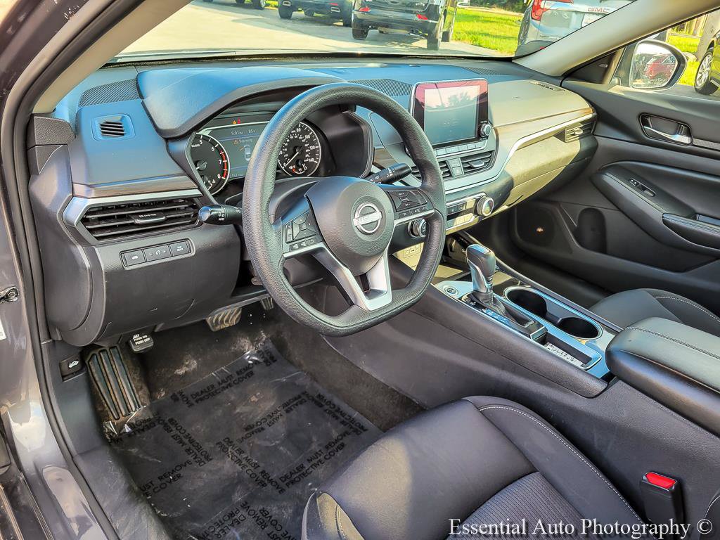 Used 2024 Nissan Altima 2.5 SV FWD image 10