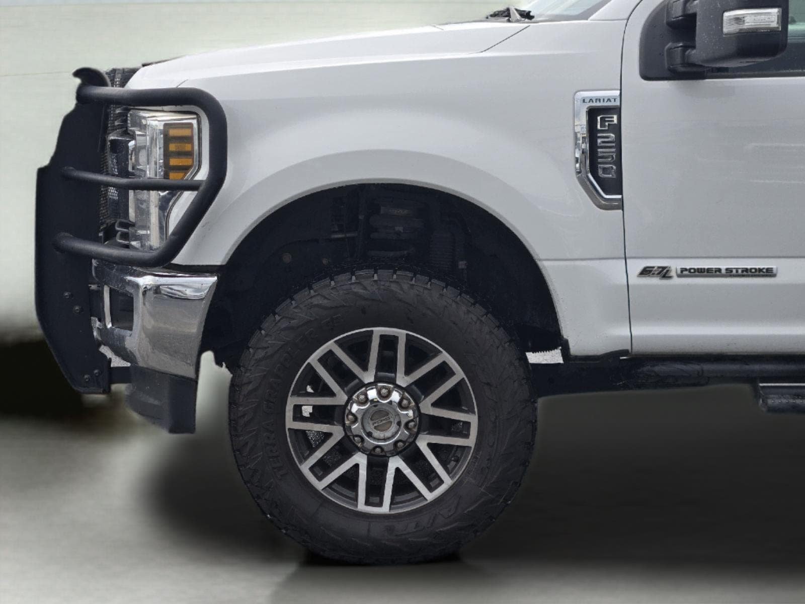 Used 2019 Ford F250 Lariat w/ Lariat Value Package AWD/4WD image 9