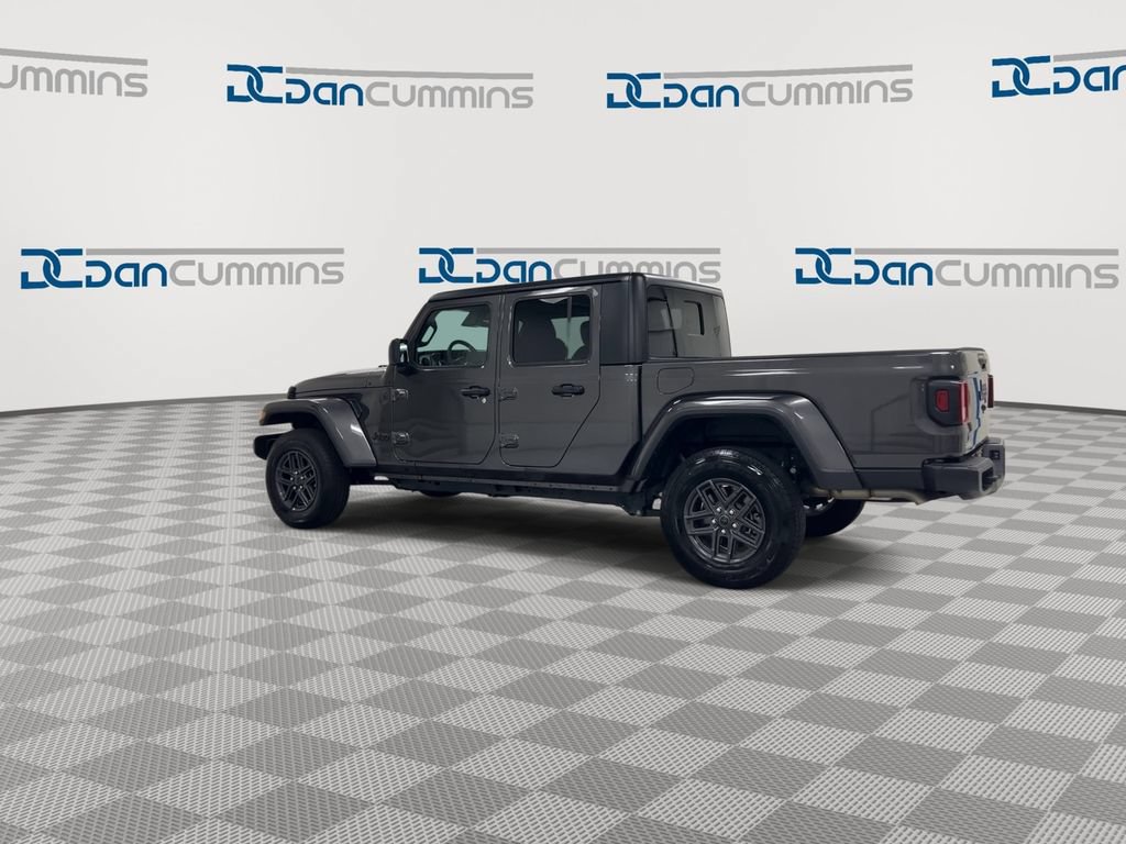 New 2026 Jeep Gladiator Sport AWD/4WD image 6
