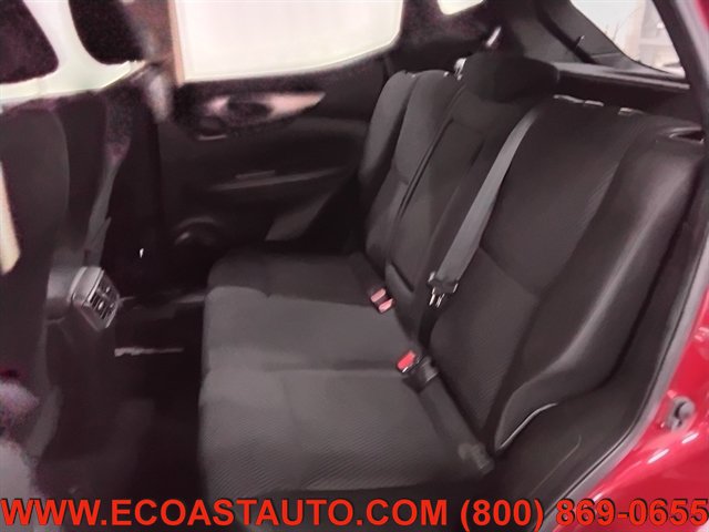 Used 2019 Nissan Rogue Sport S w/ Appearance Package FWD image 13
