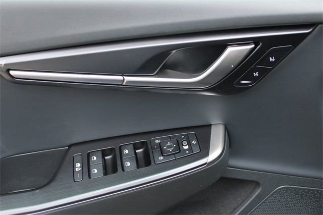 New 2025 Kia EV6 Wind image 20