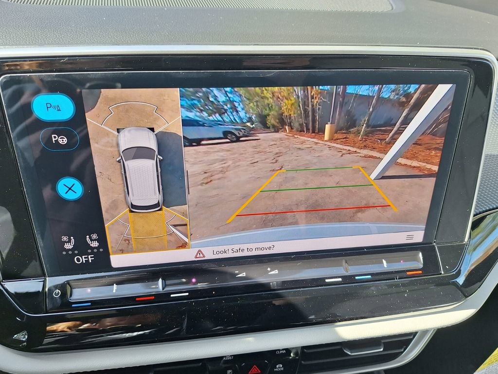 New 2026 Volkswagen Atlas Cross Sport SEL Premium R-Line image 16