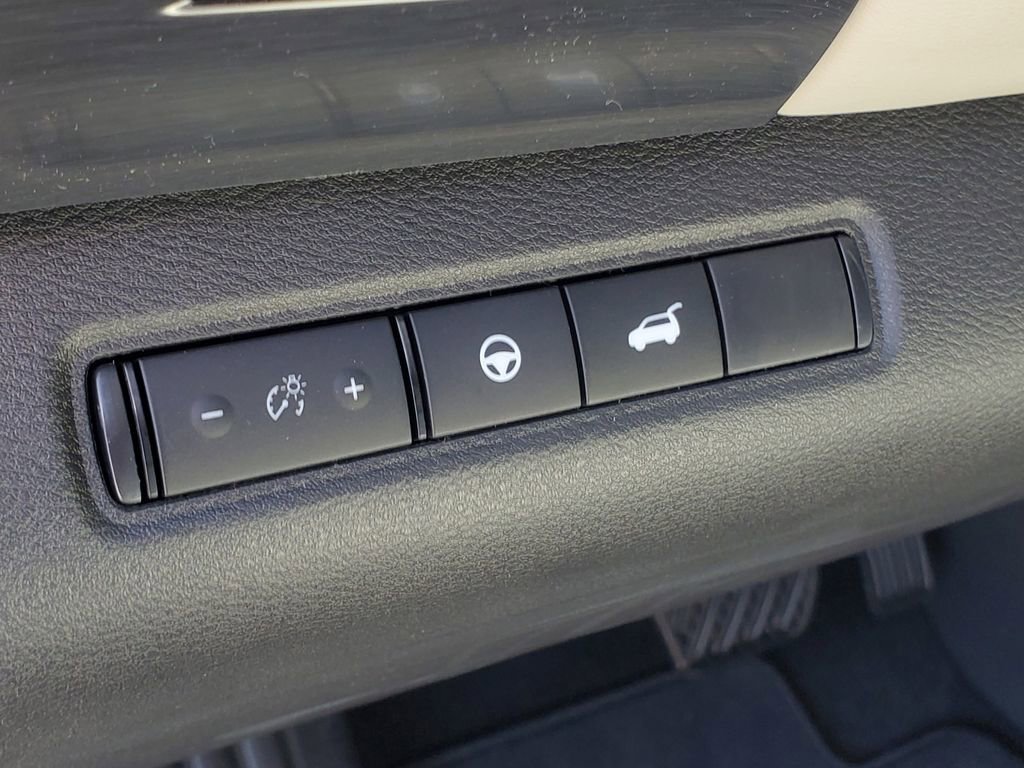 New 2026 Nissan Pathfinder SL AWD/4WD image 14