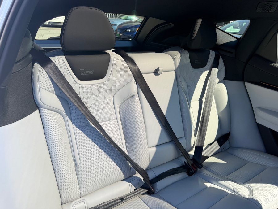 Used 2025 Polestar Polestar 3 image 43