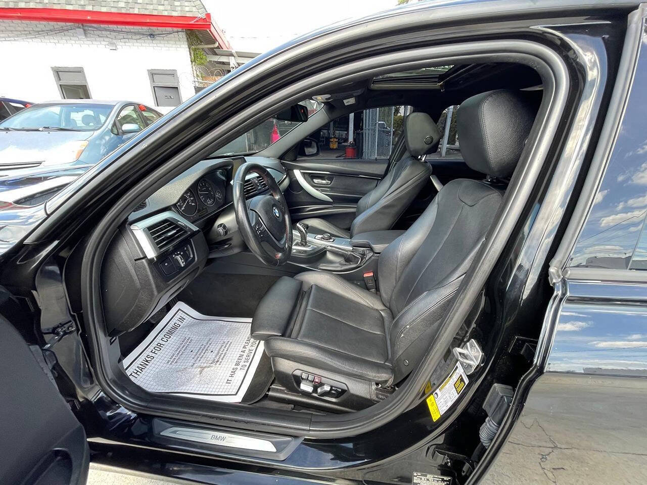 Used 2016 BMW 328i Sedan RWD image 4
