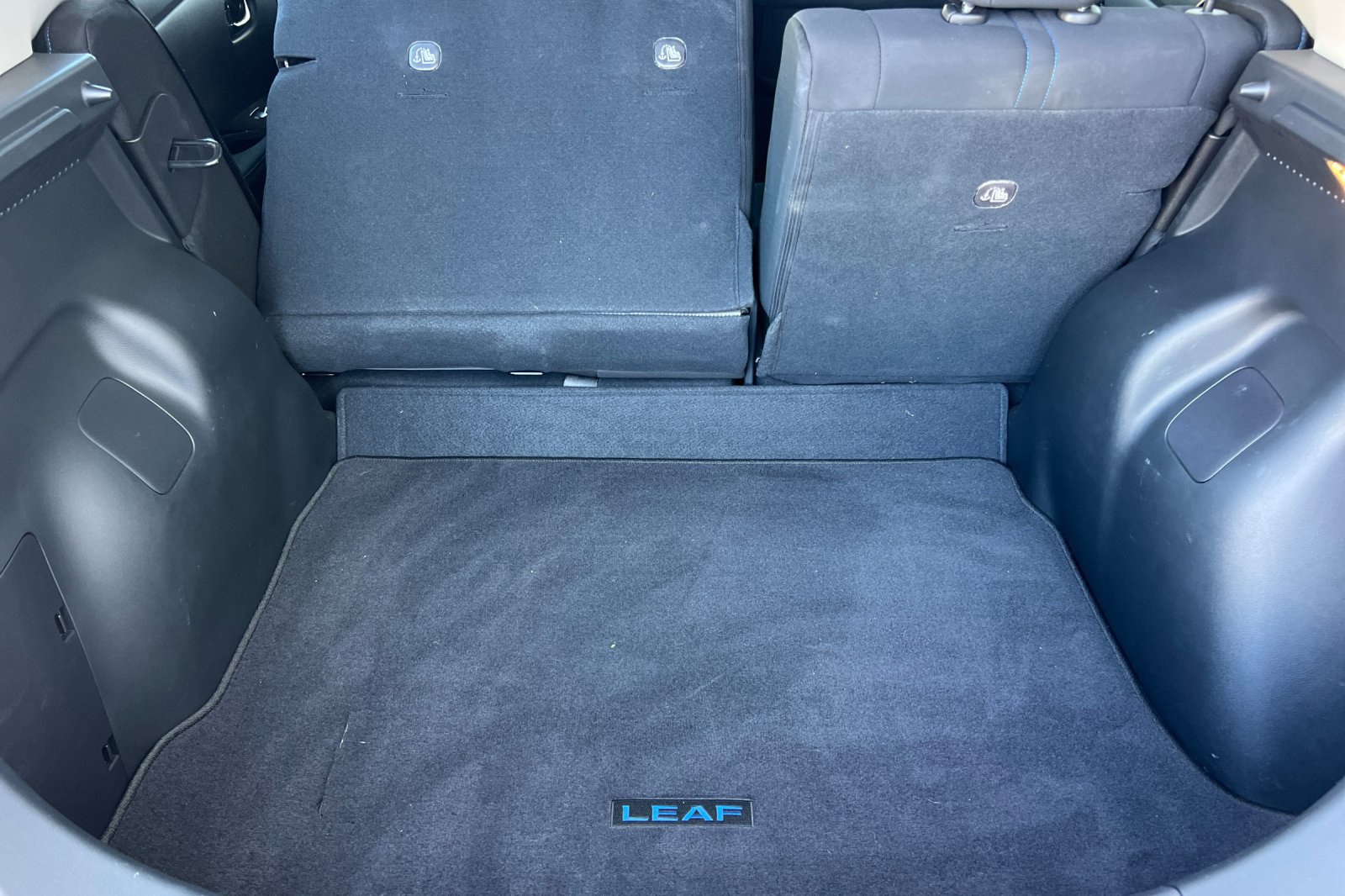 Certified 2024 Nissan Leaf SV Plus FWD image 17